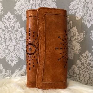 💥Clearance💥 Earthy Faux Leather Wallet